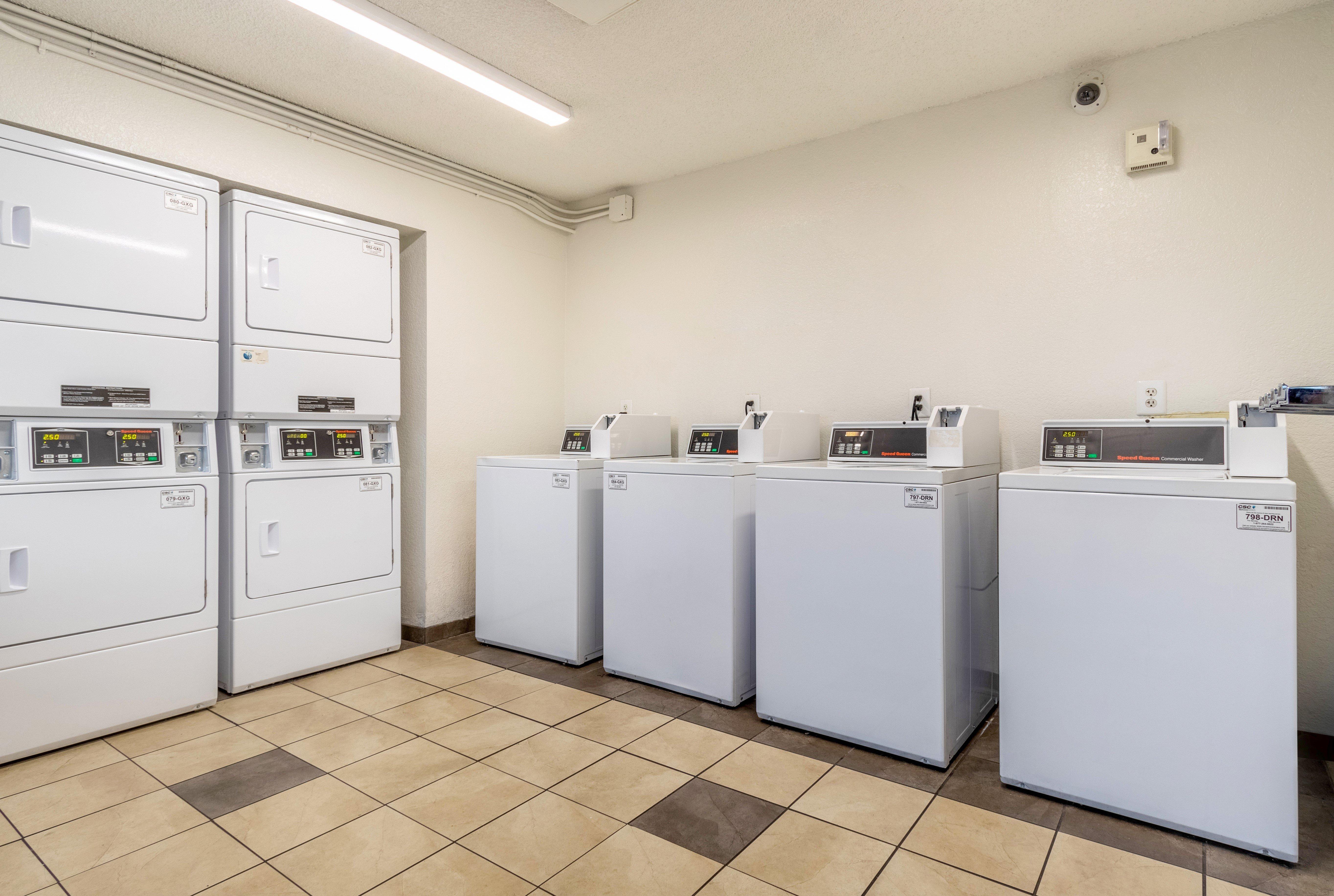 Red Roof Inn Phoenix- Midtown Екстериор снимка