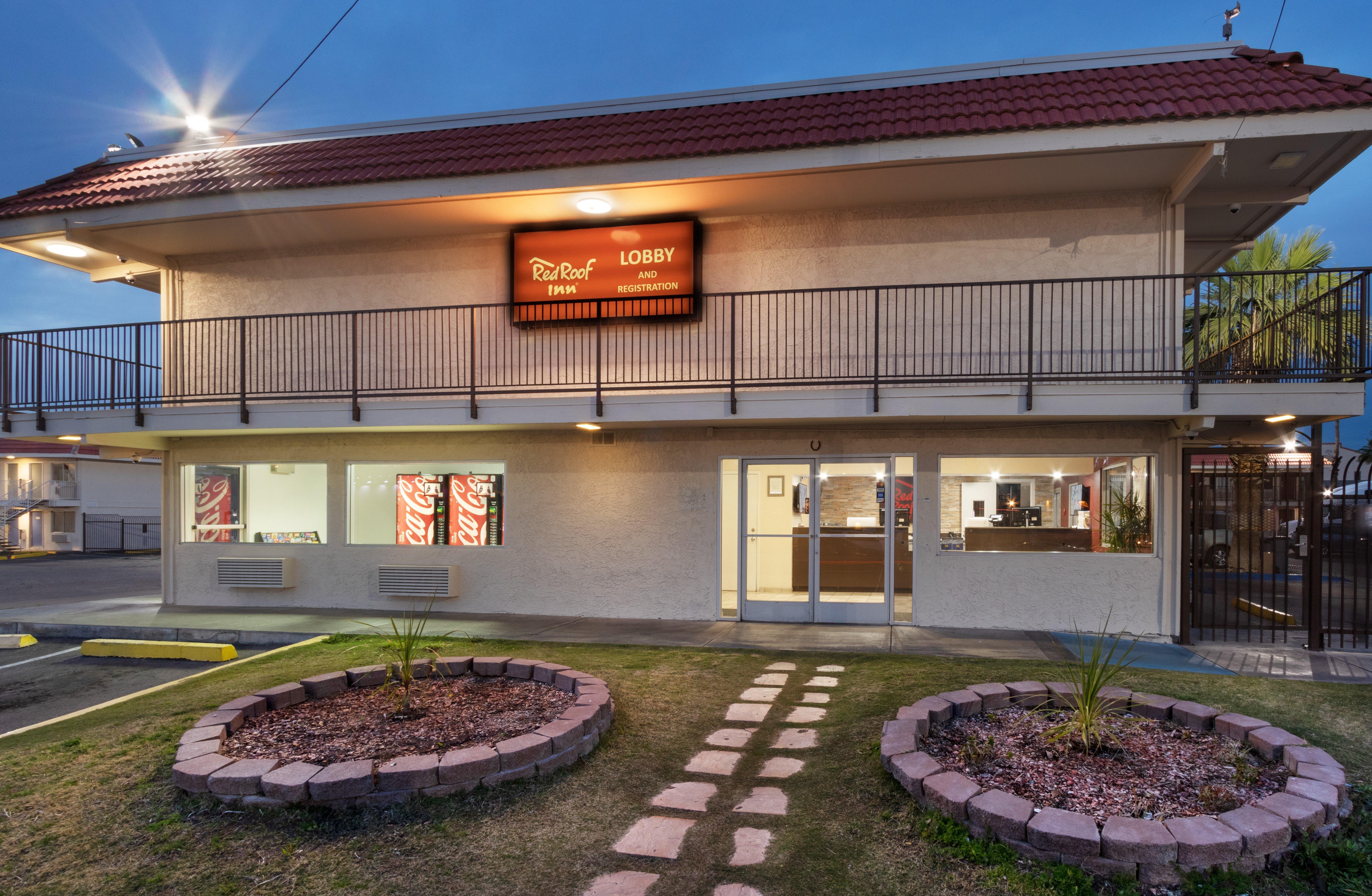 Red Roof Inn Phoenix- Midtown Екстериор снимка