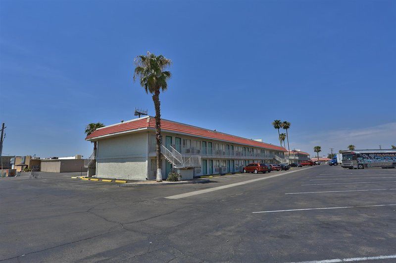 Red Roof Inn Phoenix- Midtown Екстериор снимка