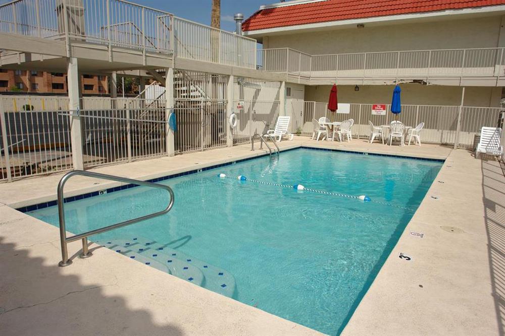 Red Roof Inn Phoenix- Midtown Съоръжения снимка