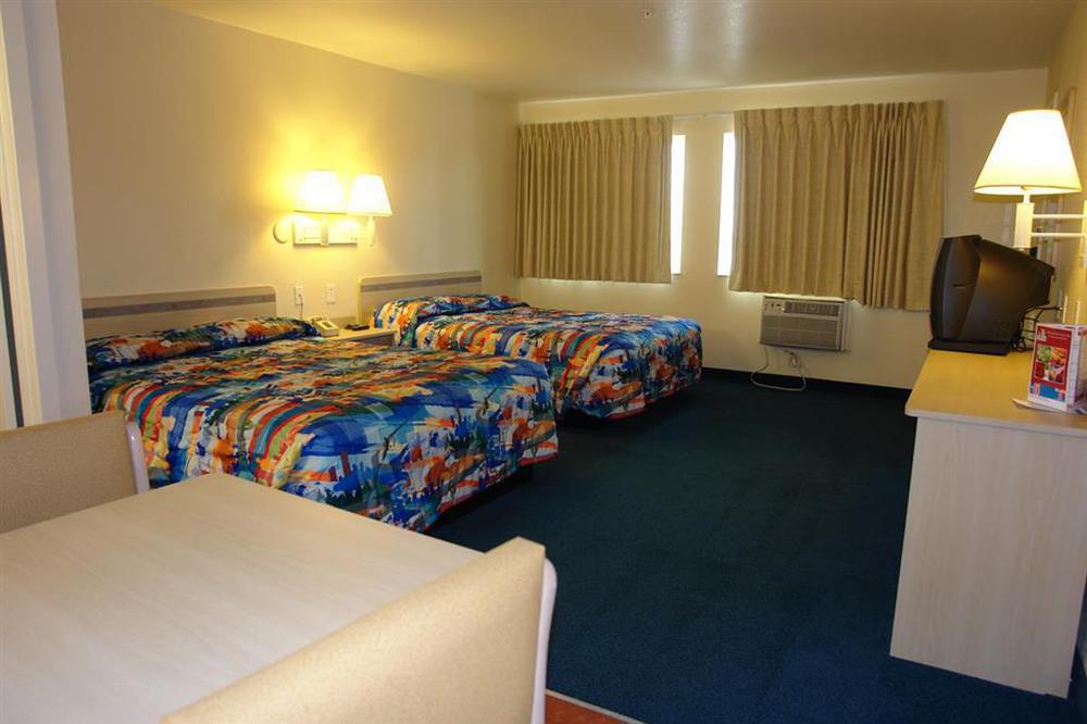 Red Roof Inn Phoenix- Midtown Стая снимка