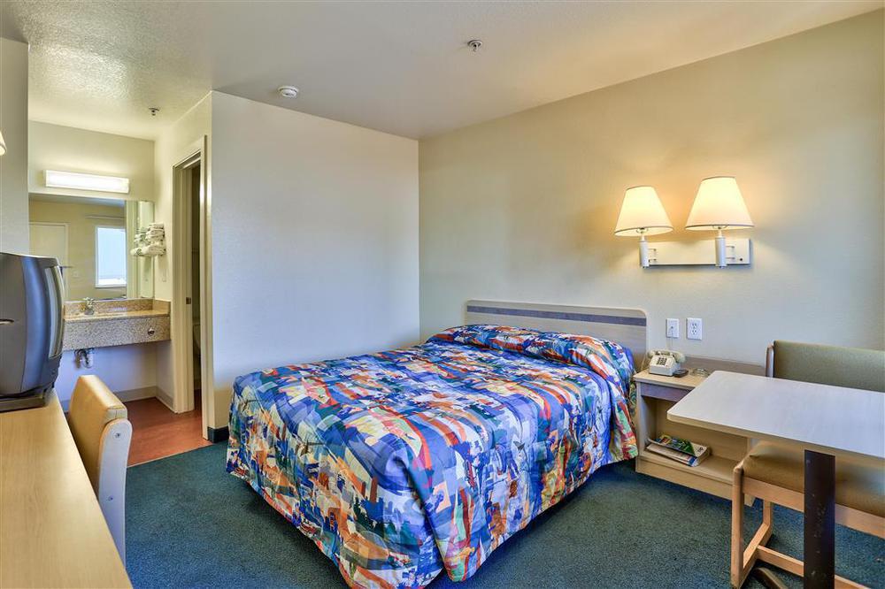 Red Roof Inn Phoenix- Midtown Стая снимка
